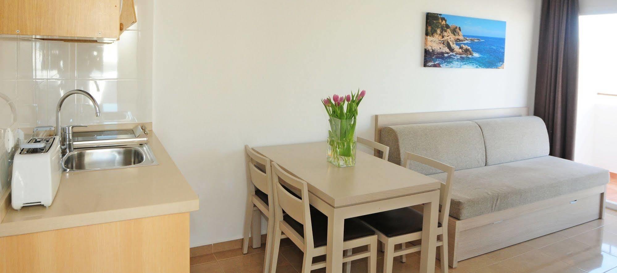 Malacosta A - Mc Apartments Ibiza מראה חיצוני תמונה